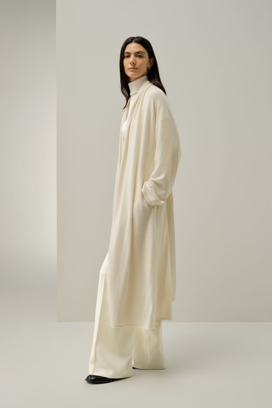 膝下丈カシミヤカーディガン