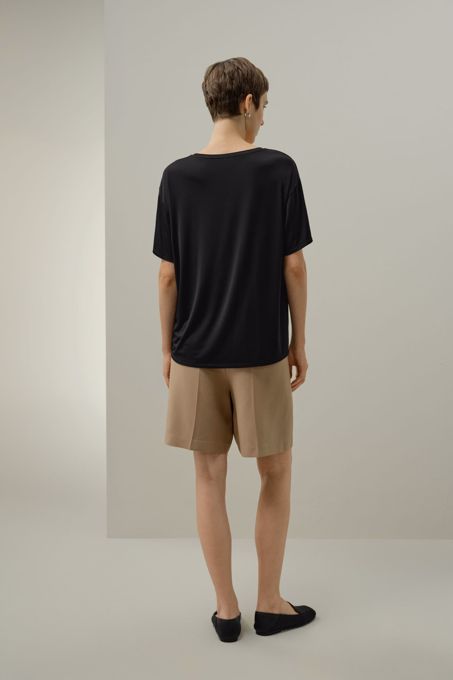 シルクブリーズジャージ基本VネックTシャツ